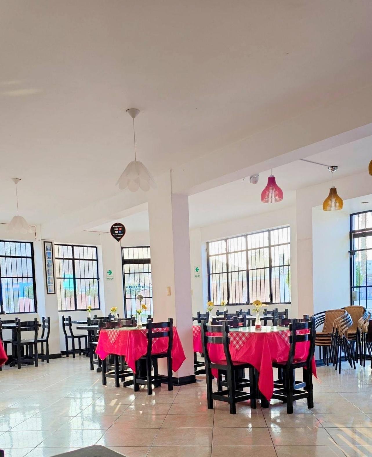 Hostal Costa Azzurra Cerro Azul Bagian luar foto